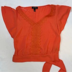 A. Byer Woman’s Top size S!